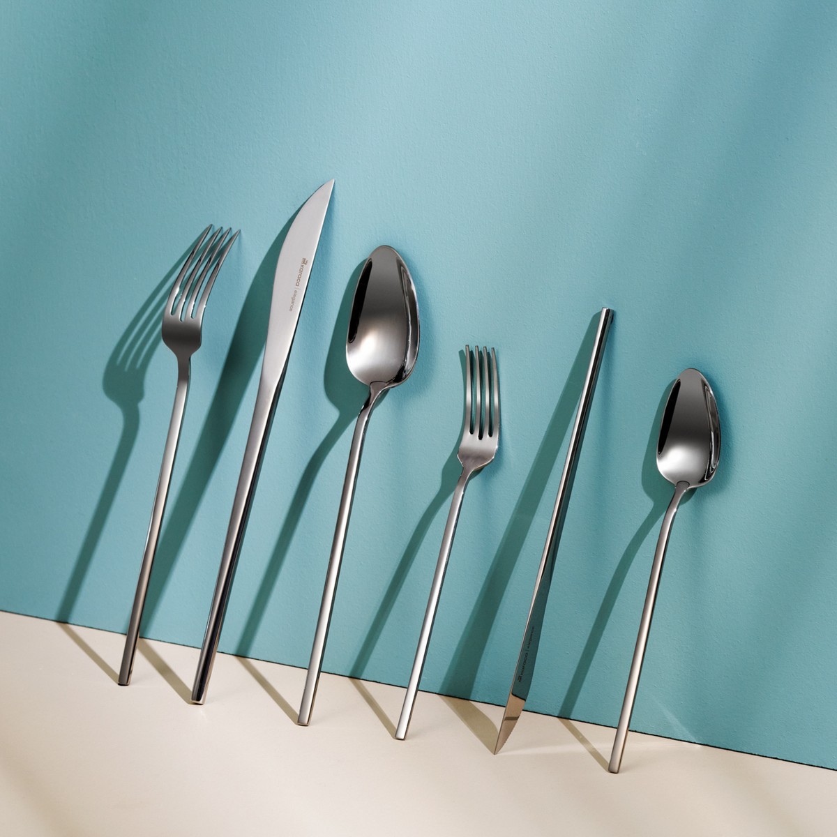 110000226225105.jpg Karaca Vibe Elegance 84 Parça 12 Kişilik Çatal Kaşık Bıçak Takımı Kutulu - Görsel 1