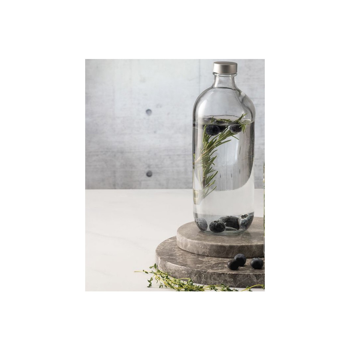 110000281422737.jpg Paşabahçe Iconic Cam Su Şişesi 1 Litre 80356 - Görsel 1