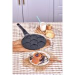 Taç Döküm Pankek Tavası Granit Kaplama 26 cm Siyah Renkli Eğlenceli Tasarım 1 Adet