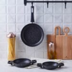 Karaca Biogranit Dide Siyah Granit Kaplamalı Düz Tava ve Sahan Seti 3 Parça 16-18-24 cm