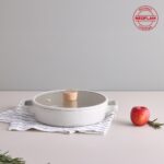 Neoflam Fika Cam Kapaklı Alumınyum Sığ Tencere 26 cm Bej - Görsel 2