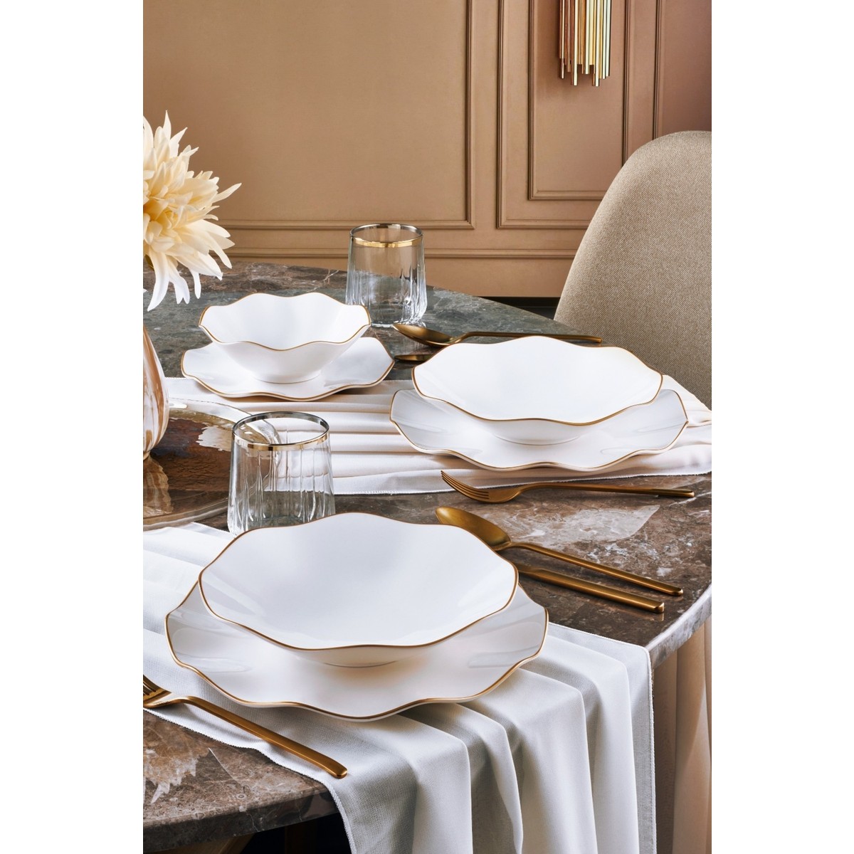 110000550576165.jpg Güral Porselen 24 Parça 6 Kişilik Beyaz Sade Tasarım Porselen Yemek Takımı - Görsel 1