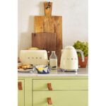 Smeg Krem Kettle ve Ekmek Kızartma Makinesi 2x1 SETI-KLF03CR-TSF01CR-MK