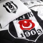 Taç - Beşiktaş Logo Lisanslı Tek Kişilik Yastık Hediyeli Yorgan Seti - Görsel 2