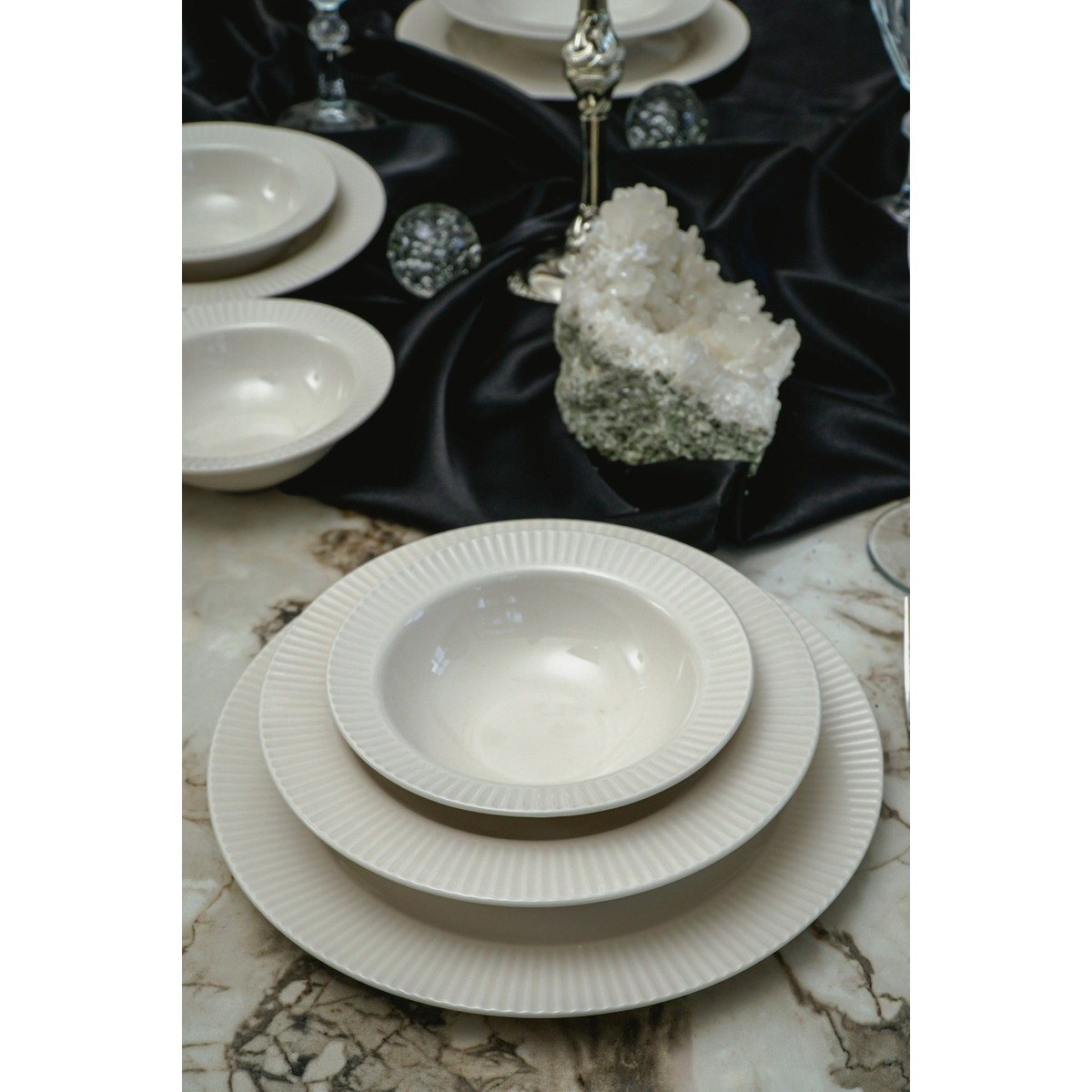 110000690646198.jpg Heda Porselen Elif 18 Parça 6 Kişilik Porselen Yemek Takımı - Görsel 1