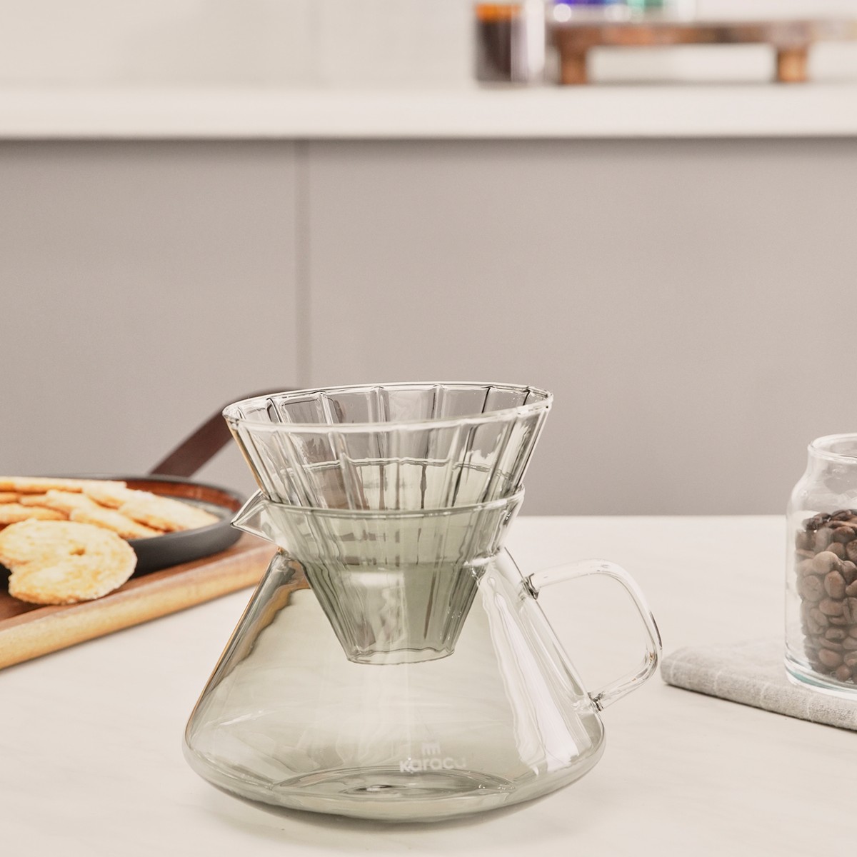 110000699846962.jpg Karaca Winx Borosilikat Cam Dripper/Filtre Kahve Demleme Ekipmanı Gri 650 ML - Görsel 1