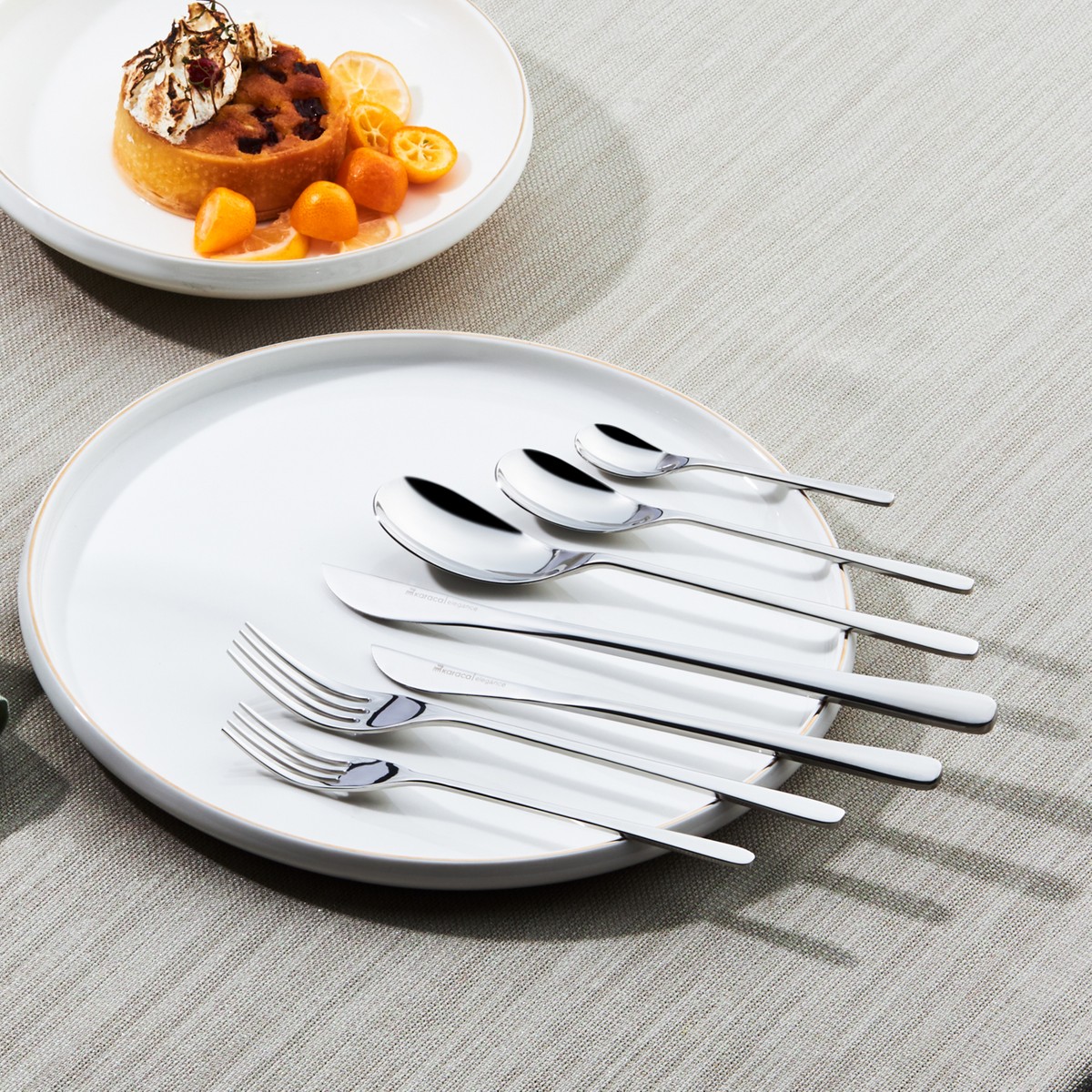 110000749064325.jpg Karaca Influx 84 Parça 12 Kişilik Premium Kutulu Çatal Kaşık Bıçak Takımı - Görsel 1