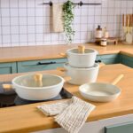 Karaca x Refika Swiss Crystal Almond Cream Indüksiyon Tabanlı 7 Parça Tencere Seti - Görsel 2