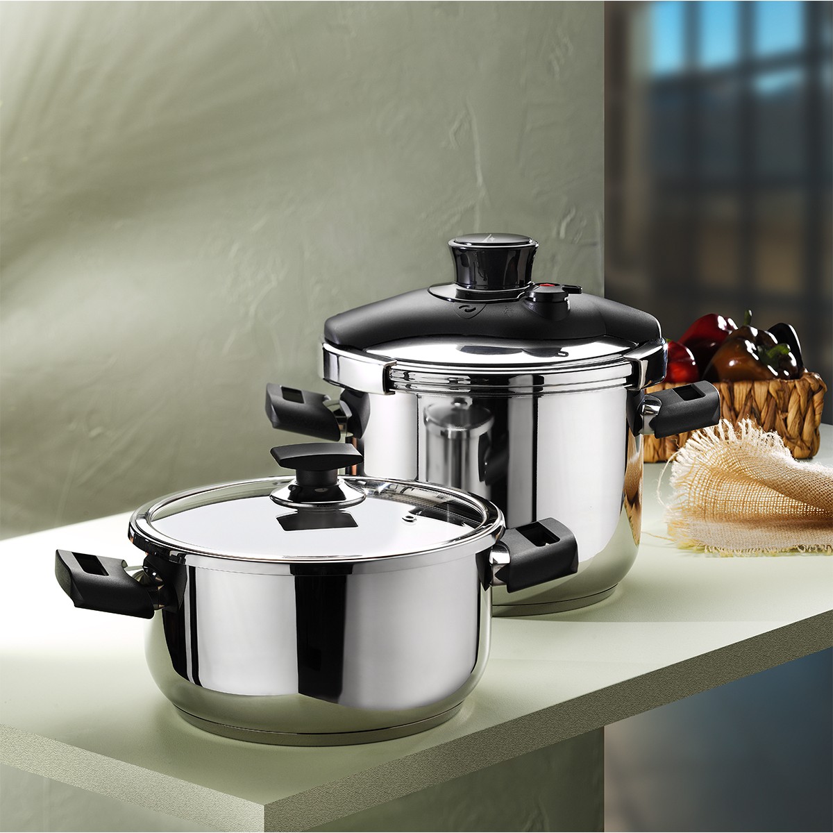 110000800575613.jpg Aryıldız Solo Düdüklü Tencere 6+4 Litre - Görsel 1