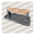 Terracy Home & Garden Döküm Demir Et Mühürleme, Piknik Tost ve Burger Pres Aparatı, Ahşap Saplı Seasoning (Yağlama) Işlemi Yapılmış, 10,5*20 cm