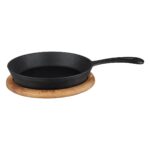Lava Döküm Yuvarlak Kızartma Tavası Yekpare Saplı Kayın Servis Ahşabı. Çap(Ø)20cm