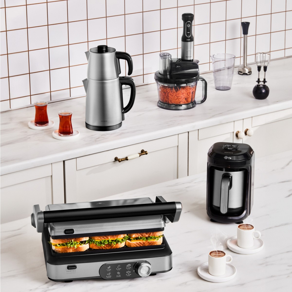 110000932586356.jpg Karaca Gurme Premium Inox Evlilik Paketi Tost, Kahve, Çay Makinesi ve Mutfak Robotu Chrome - Görsel 1