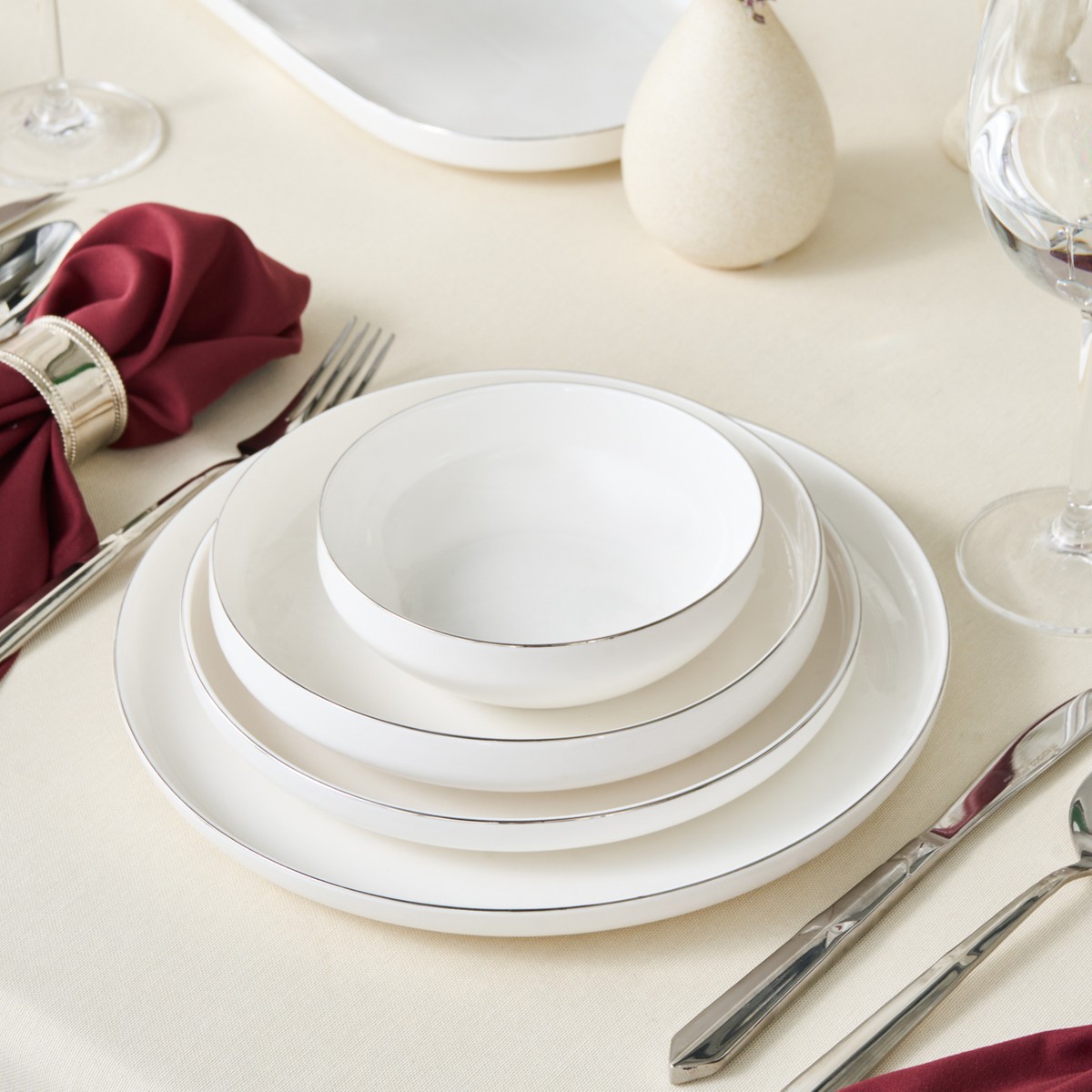 110000981056579.jpg Karaca Stream Bone Saturn 53 Parça 12 Kişilik Yemek Takımı Platin - Görsel 1