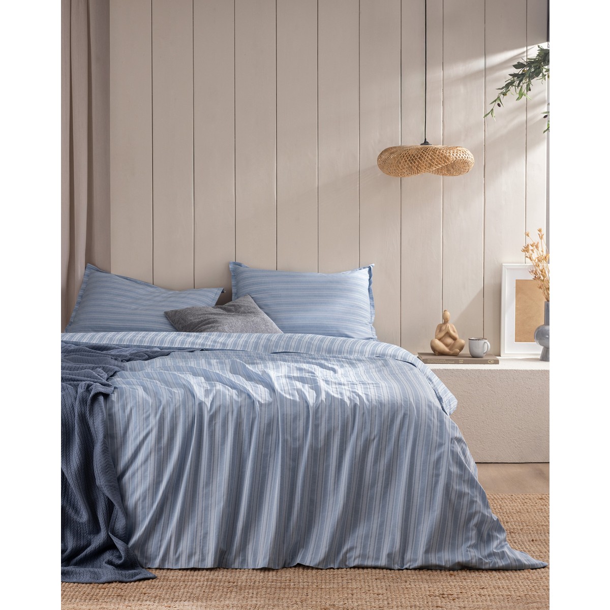 110000982113888.jpg Madame Coco Melicia Tek Kişilik Pamuklu Çizgili Saten Nevresim Takımı - Mavi - Görsel 1