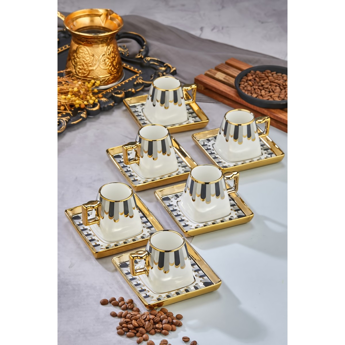 110001012077520.jpg Cooker 90 ml Porselen 6'lı Kahve Fincanı Seti - Şık Tasarım Altın Yaldızlı Modern Fincan Takımı - Görsel 1