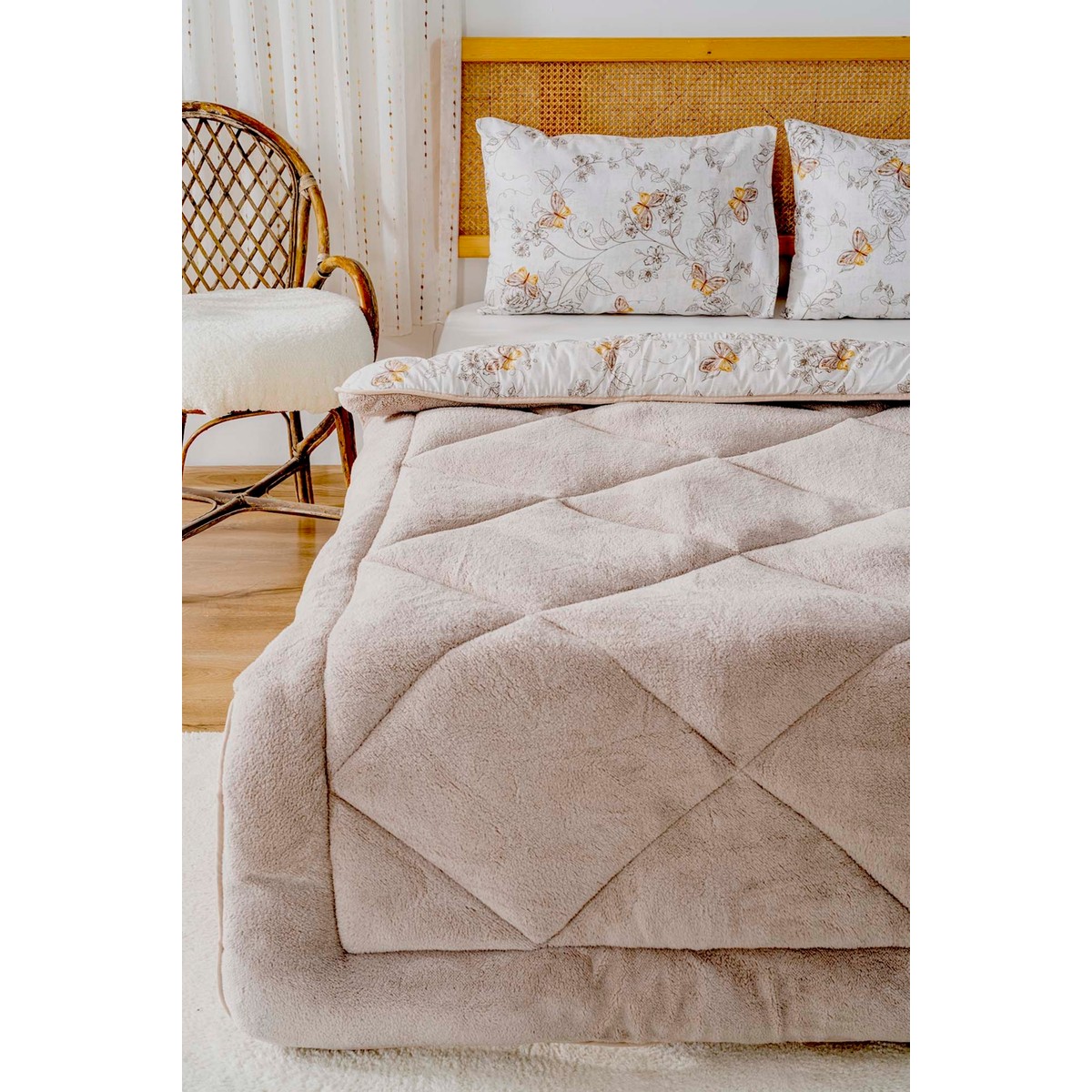 110001025484277.jpg Riva İstanbul Bej Kelebek Loura Çift Kişilik Çift Taraflı Lüx Wellsoft Yorgan Seti 195x215 cm - Görsel 1