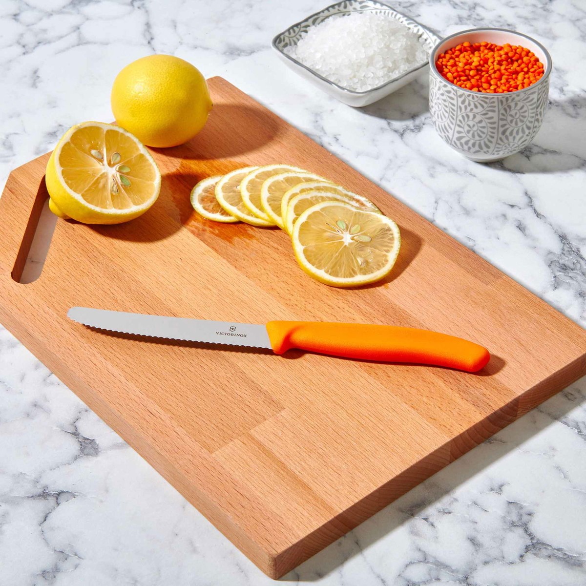 110001048572542.jpg Matmel 6.7836.L119 Tırtıklı Domates ve Sosis Bıçağı - Turuncu - 11 cm - Görsel 1