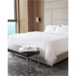 Madame Coco Sıbyla Çift Kişilik Saten Çizgili Nevresim - Beyaz