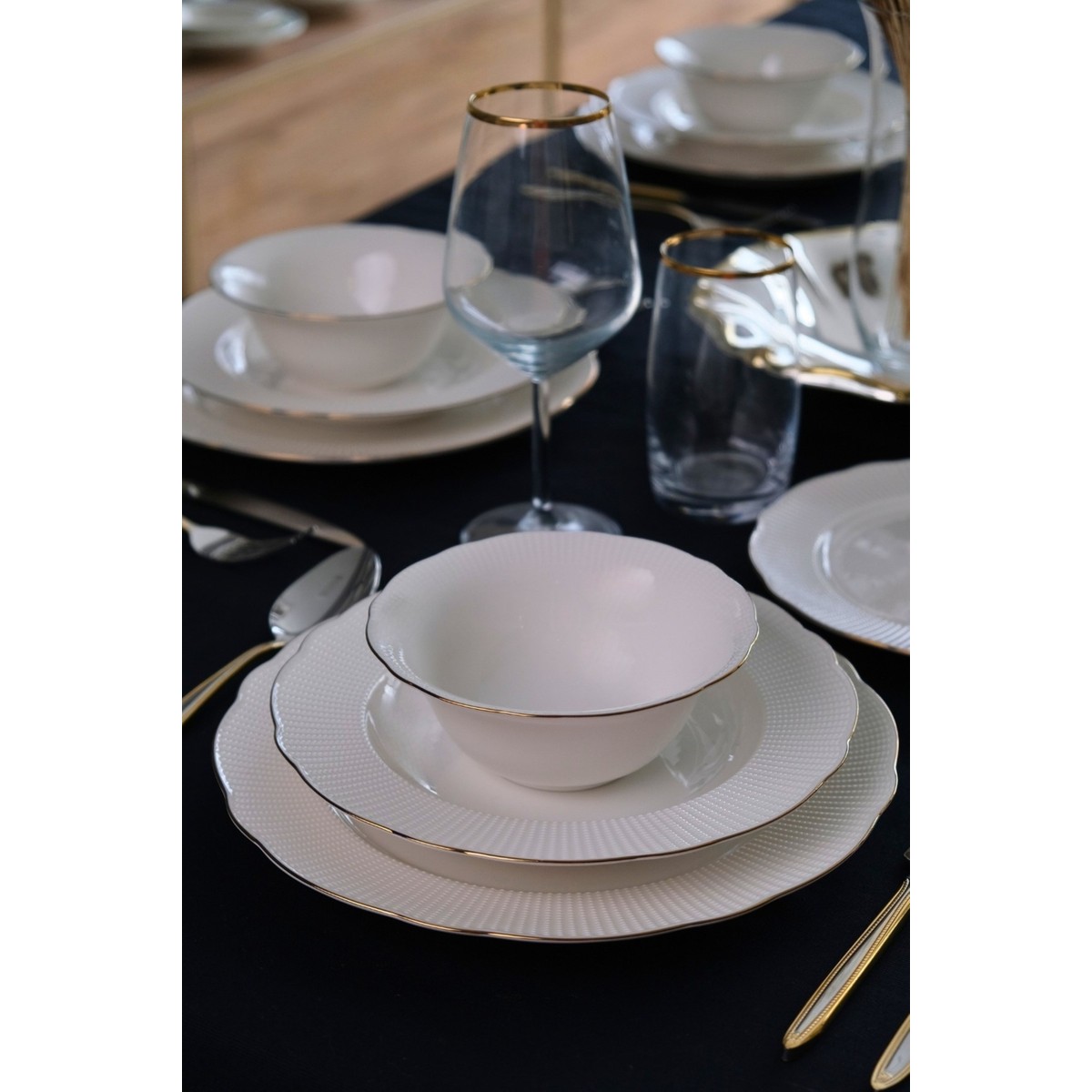 110001120956707.jpg Tabak Evi Porselen Ilay Yemek Takımı Altın Yaldızlı 6 Kişilik 24 Parça - Görsel 1