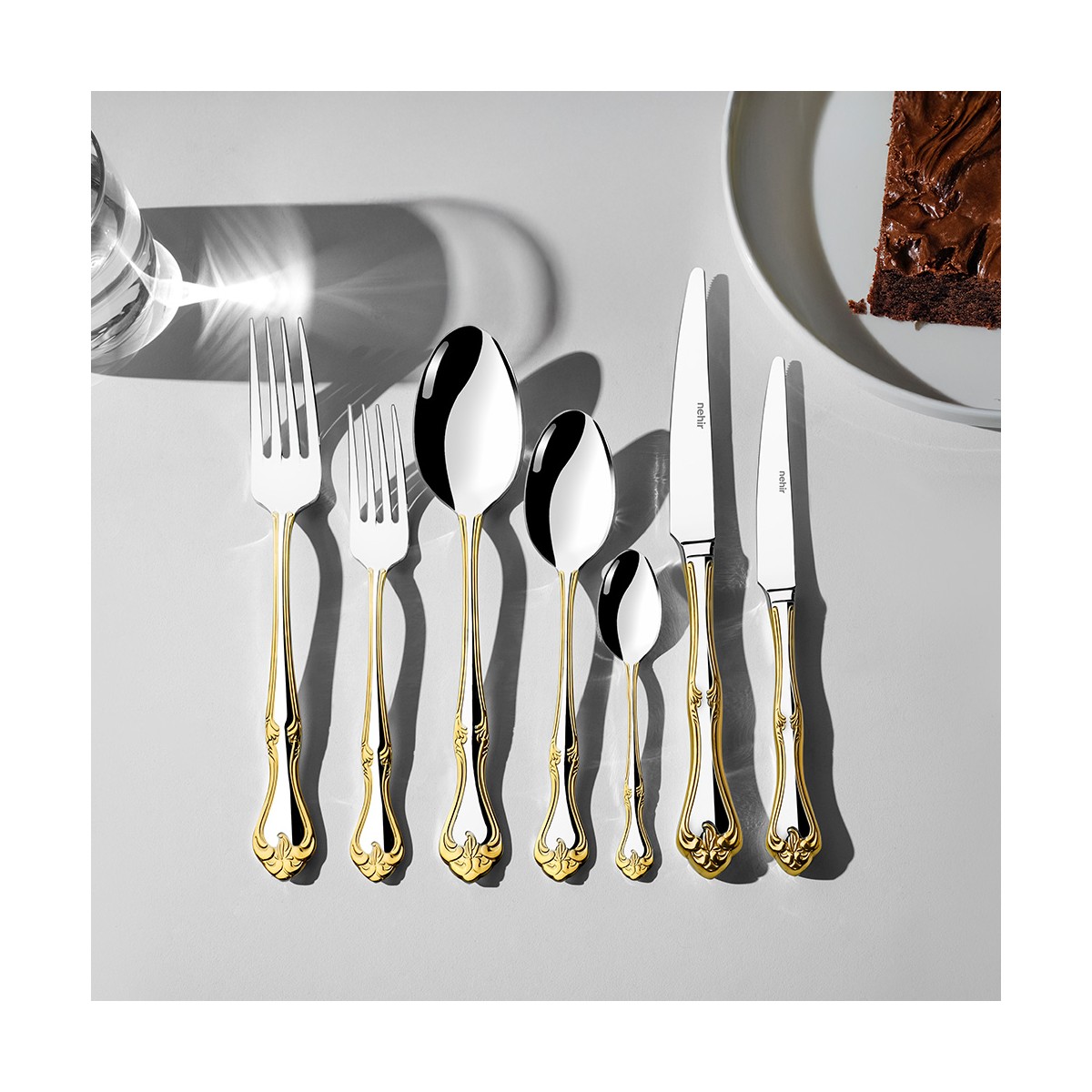 110001144513794.jpg Nehir Lalezar Altın Sade 12 Kişilik 89 Parça Kutulu Çatal Kaşık Bıçak Takımı - Görsel 1