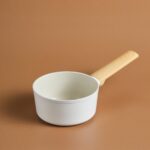 Karaca x Refika Swiss Crystal Almond Cream Indüksiyon Tabanlı Sosluk 14 cm