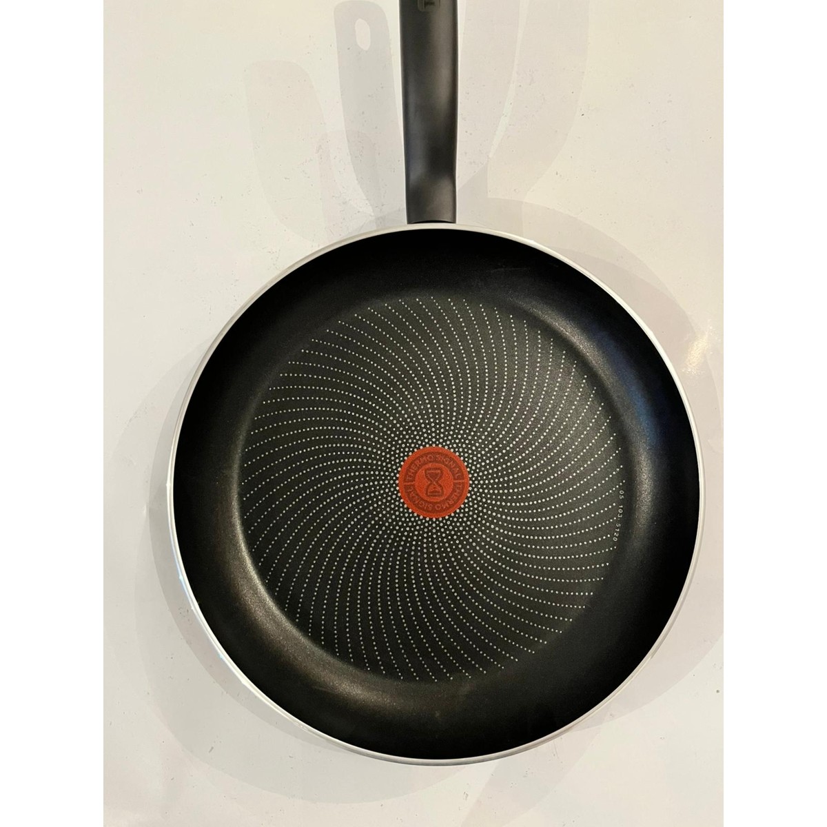 110001206395236.jpg Tefal Titanyum Indüksiyon Tabanlı 30 cm Tava - Görsel 1