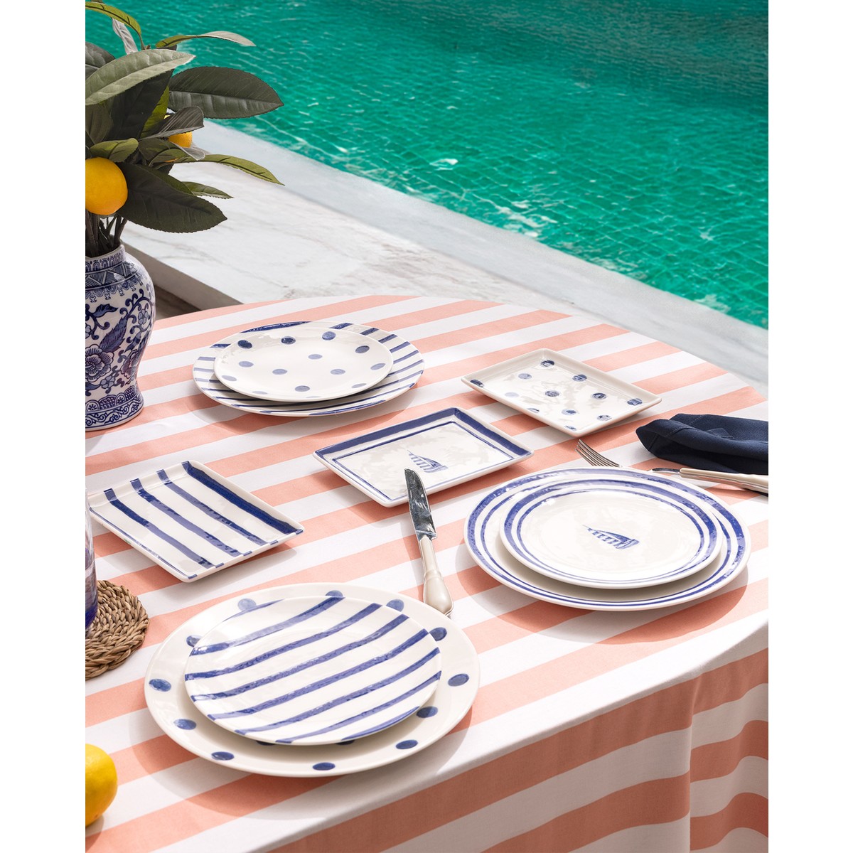 110001206472223.jpg Madame Coco Marine 6 Kişilik 15 Parça Sunum Yemek Takımı - Mavi/beyaz - Görsel 1
