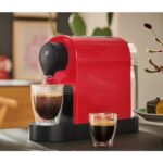 Kırmızı Renkli Güçlü ve Şık Kahve Makinesi