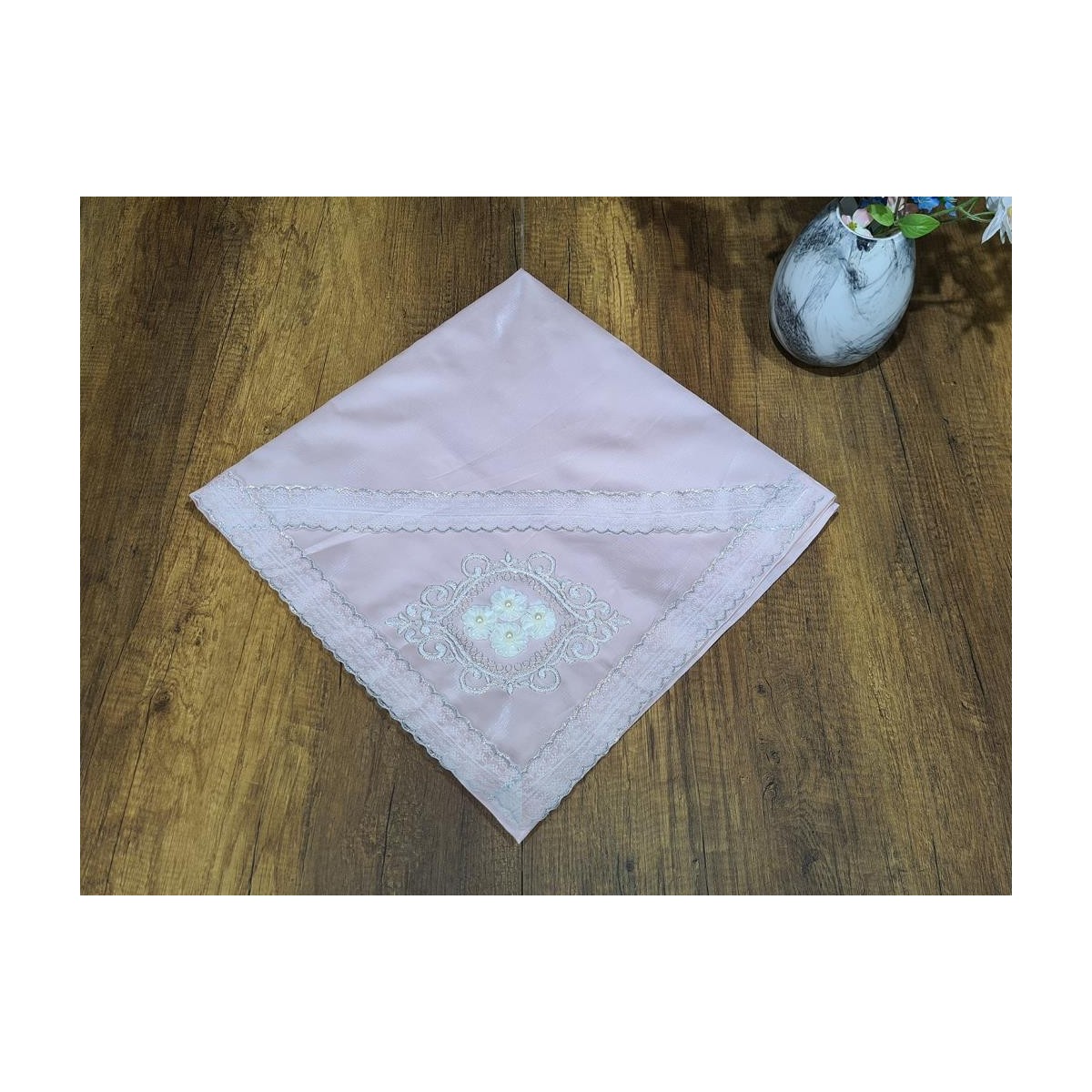 110001226455507.jpg Çeyiz Diyarı Fransız Güpürlü Saten Kardelen Tek Bohça Pudra - Görsel 1