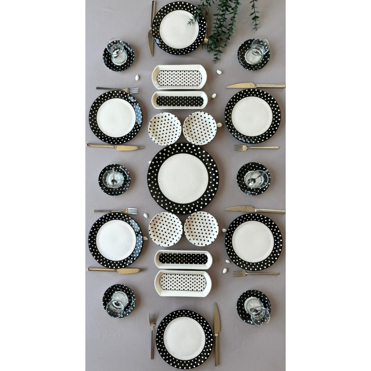 110001227156249.jpg Yiğit Seramik Züccaciye Elegance Puantiye 6 Kişilik 21 Parça Kahvaltı Takımı - Görsel 1