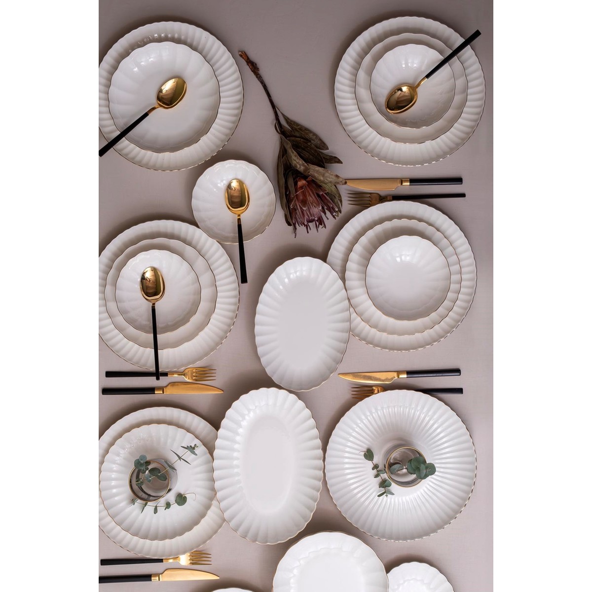 110001237719911.jpg Kütahya Porselen Bone Luz Form Yemek Takımı Altın 27 Parça 6 Kişilik - Görsel 1