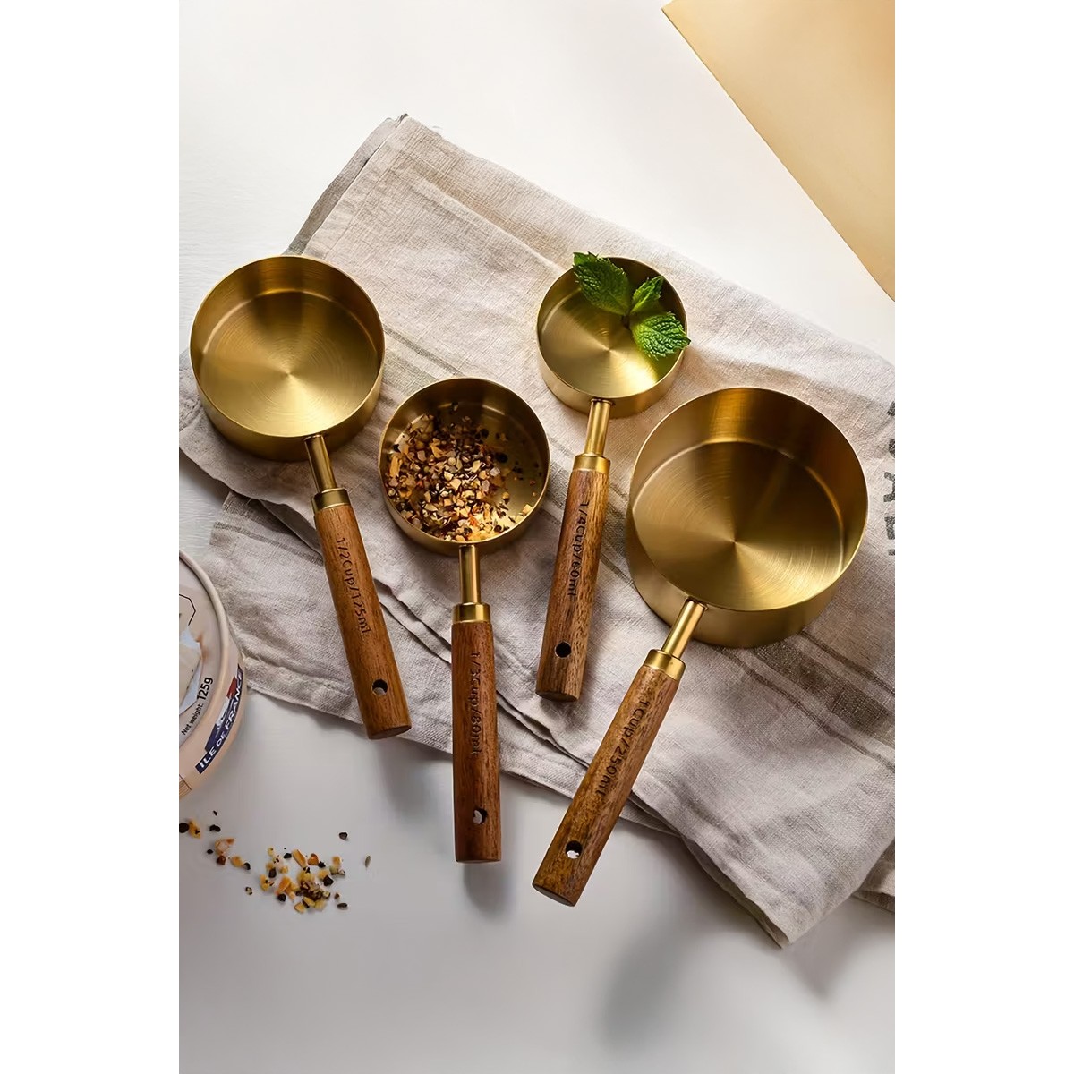 110001244087724.jpg Perotti Vasto 4'lü Büyük Boy Paslanmaz Çelik Ahşap Saplı Ölçü Kaşığı Seti Ölçü Kabı 60ML 80ML 125ML 250ML - Görsel 1