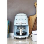 SMEG 50'S STYLE RETRO PASTEL MAVI FİLTRE KAHVE MAKİNESİ DCF02PBEU - Görsel 2